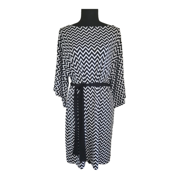 BEIGE chevron print shift sheath dress black white size medium - Picture 1 of 6